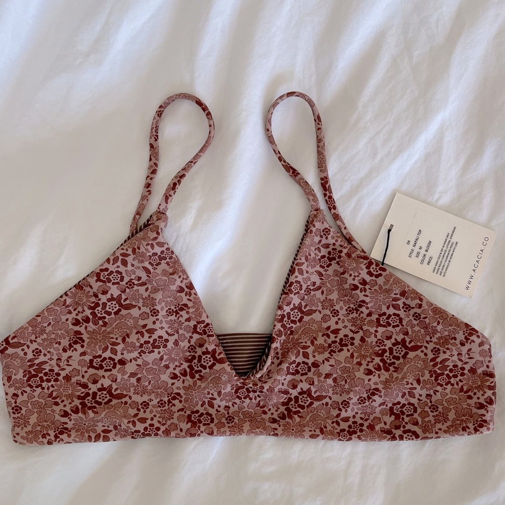 NWT Acacia Napoli Top - Bloom (Size M)